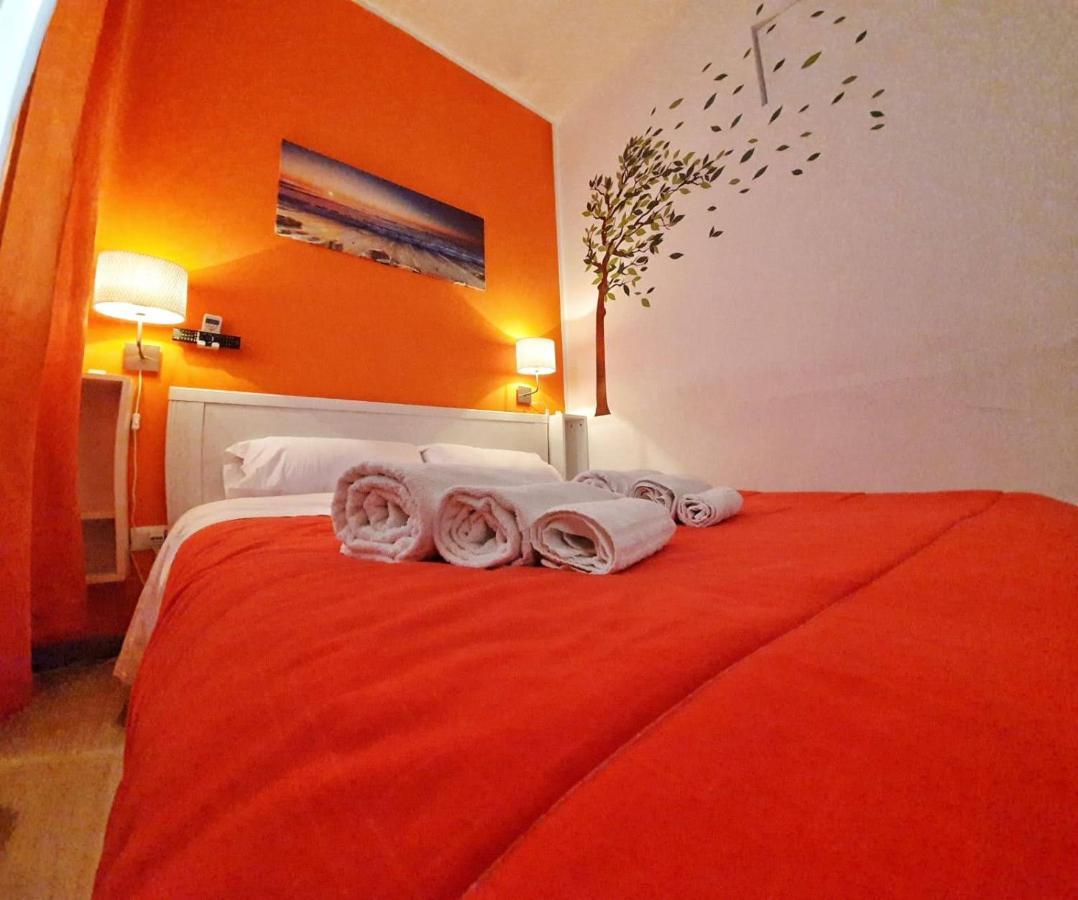 A Un Passo Dal Centro Hotel Palermo Luaran gambar