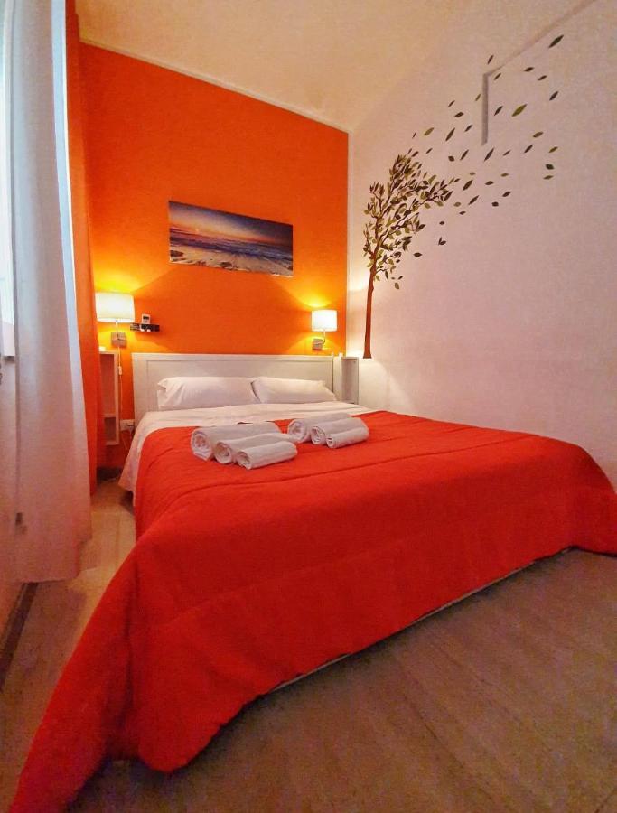 A Un Passo Dal Centro Hotel Palermo Luaran gambar