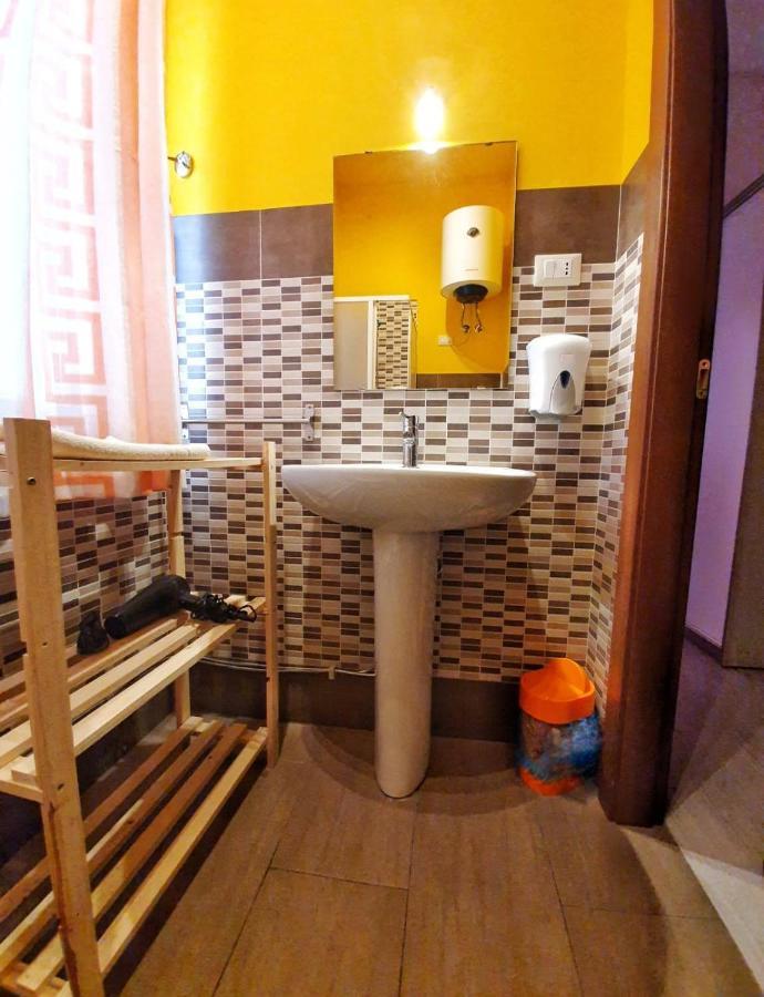 A Un Passo Dal Centro Hotel Palermo Luaran gambar